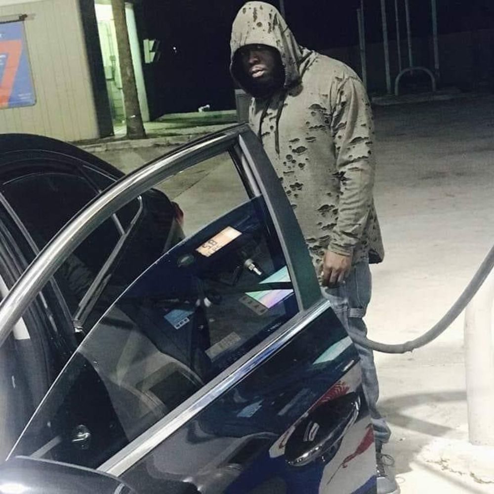 Meet your Posher, Solda